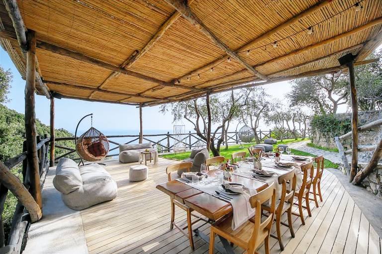 Family-oriented wonderful villa with patio, BBQ & jacuzzi | Panoramic view | Beach nearby | Pets allowed — photo 4