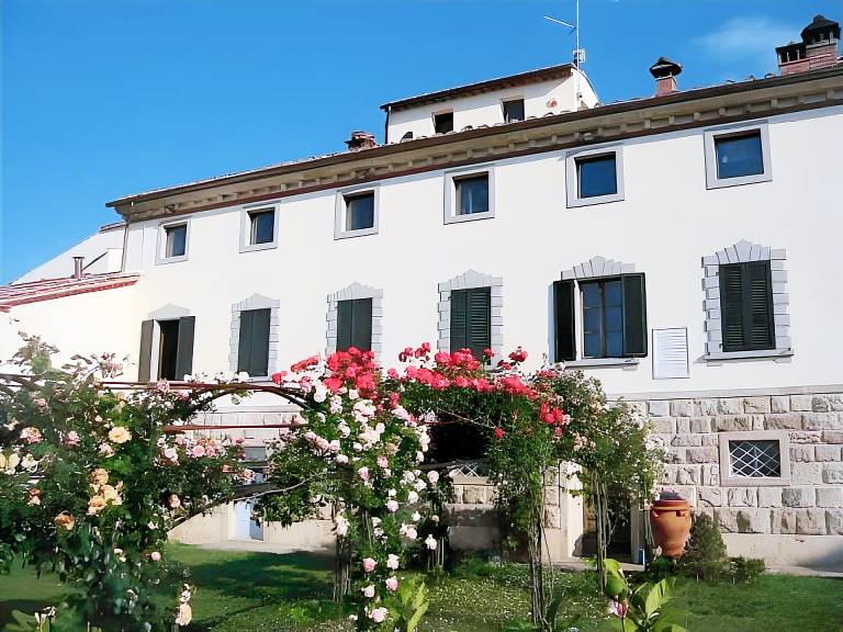 Family-friendly farm with yard, pool & barbeque | Dogs allowed in Castelnuovo Berardenga