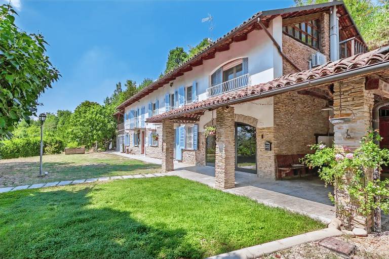  in Santo Stefano Belbo, Piemont f&uuml;r max. 15 Personen