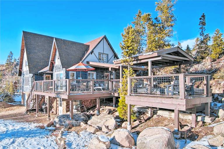 House  Grand Lake