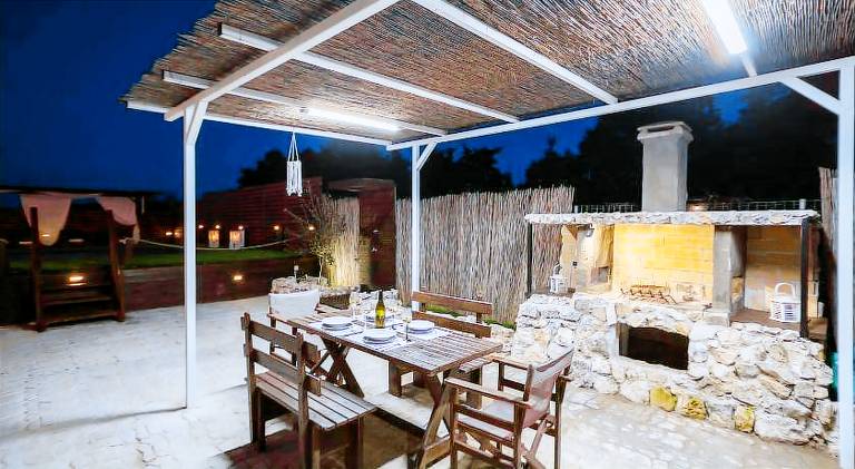 Fully equipped vacation home with private pool, patio & hot tub | Pets are welcome — photo 5