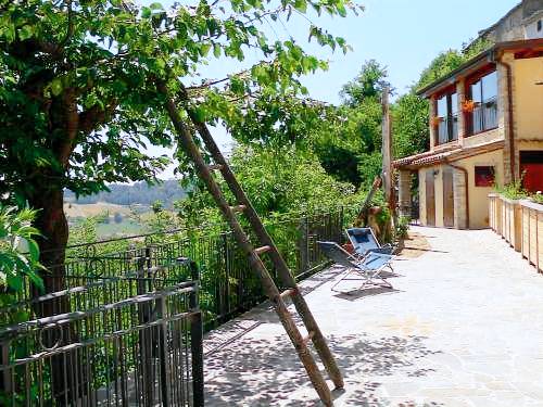 Farm with hot tub, terrace & pool — photo 5