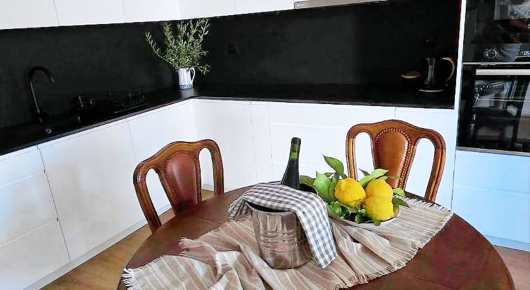 Fully equipped house with patio | Dogs allowed — photo 3