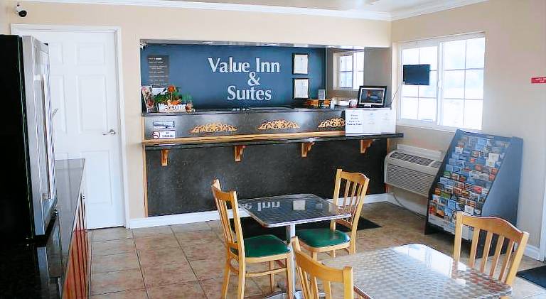 Americas Best Value Inn & Suites - Redding, CA — photo 2
