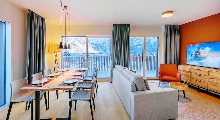 Pleasant lodge with patio & sauna | Next to the ski | Pets allowed — photo 2