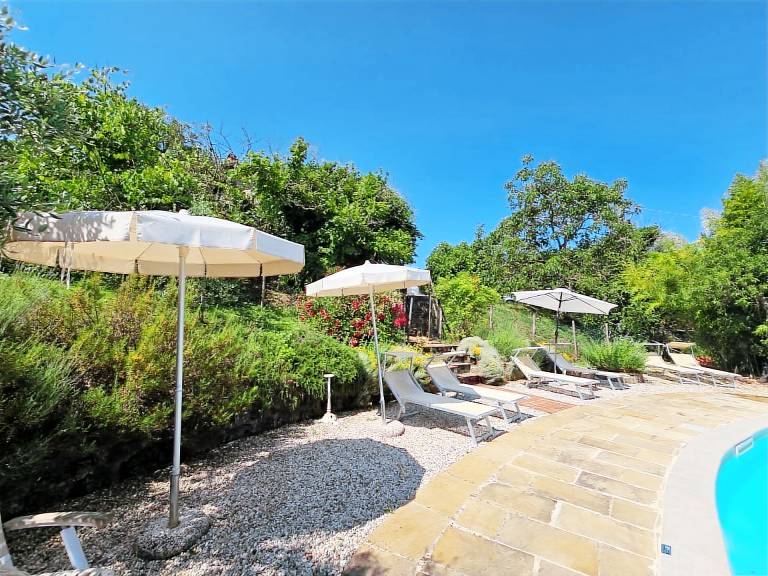 Holiday apartment with terrace | River view — photo 5