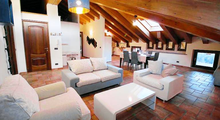 Rental apartment with 2 rooms for 6 persons in Aosta