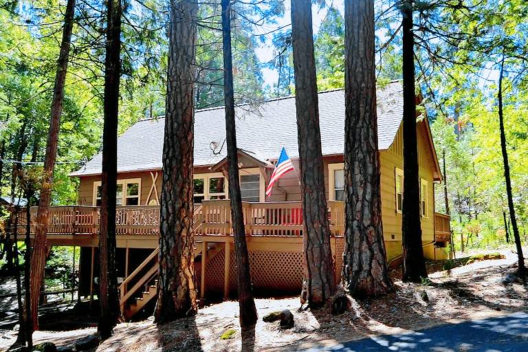 Cabin Twain Harte