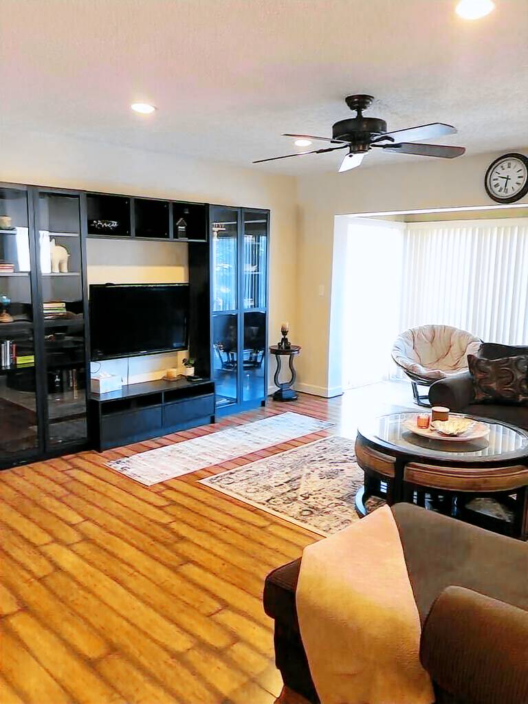 Condo Naples