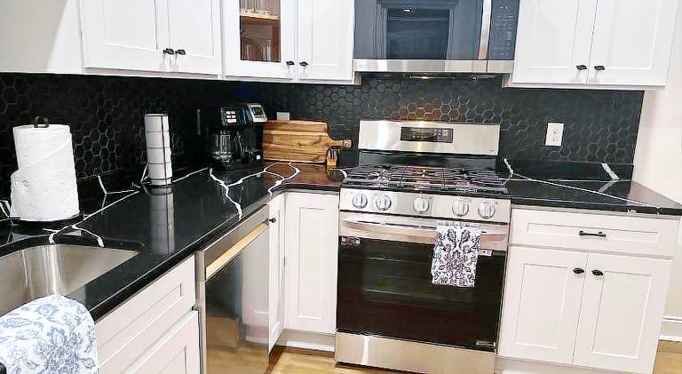 Charming vacation home | Pet-friendly — photo 4