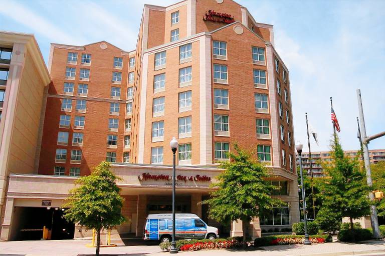 Hampton Inn & Suites by Hilton Arlington Crystal City DCA in Arlington, VA