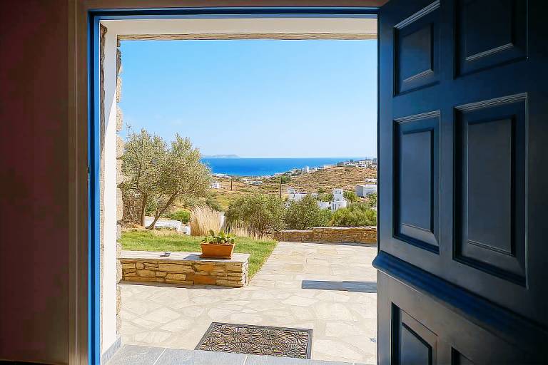 1 Bed 3 Guests Pets Private terrace Sea Views