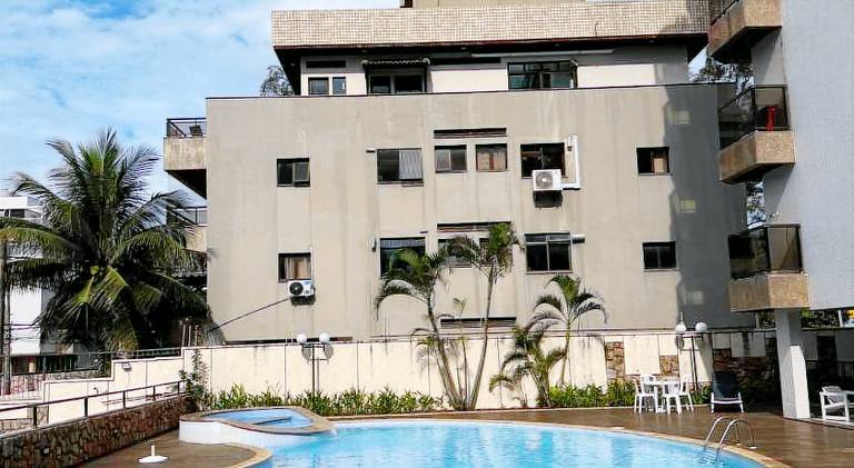 Apartment with pool — photo 2
