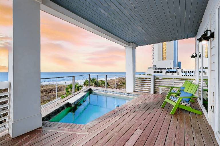 Vacation home with private pool, fast internet & grill | Beach view — photo 2