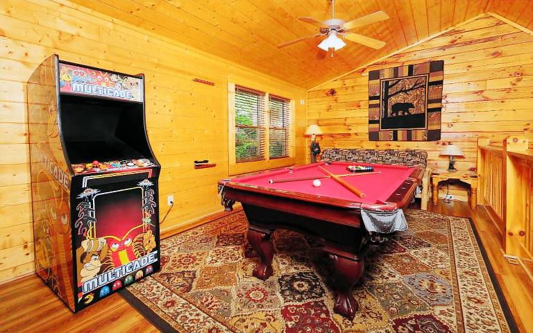 Cabin with pool, grill & hot tub | Mountain view — photo 2