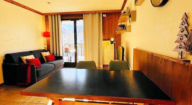 Apartment with 1 room for 4 persons — photo 2