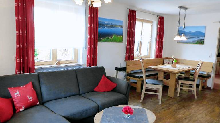 Rental apartment with 2 rooms for 5 persons — photo 2