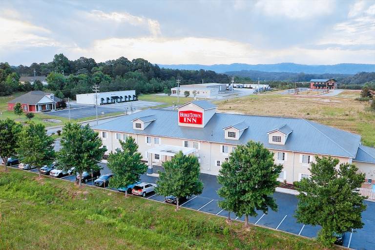 Home Town Inn Ringgold