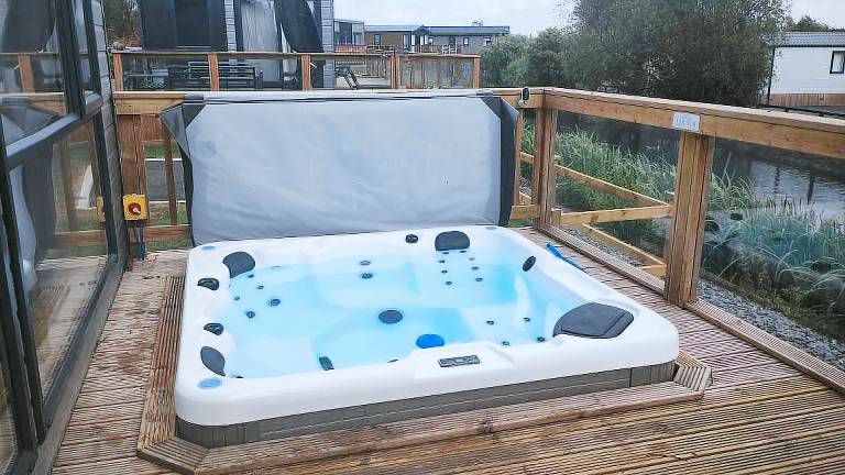 Holiday apartment with 2 rooms for 4 persons — photo 2