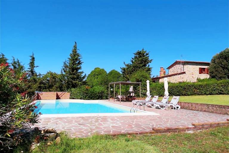 Voll ausgestattete wunderschöne Villa mit Grill, privatem Pool und Terrasse | Haustierfreundlich