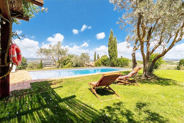 Ferienhaus in Guardea f&uuml;r max. 10 Personen