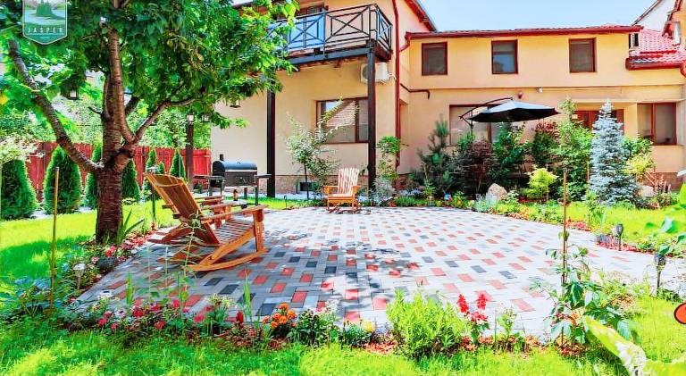 Rental apartment with garden, barbeque & terrace — photo 4
