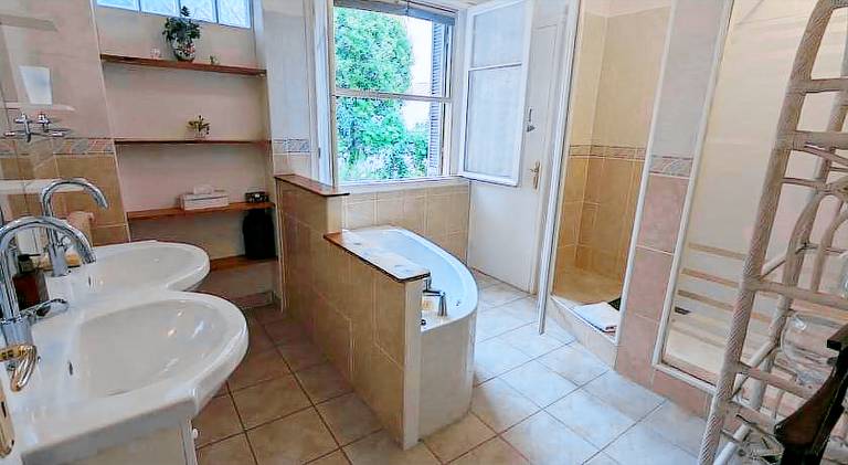 Apartment | Pet-friendly — photo 2