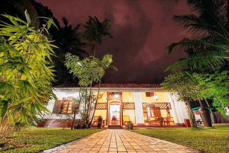 350 m² Villa
