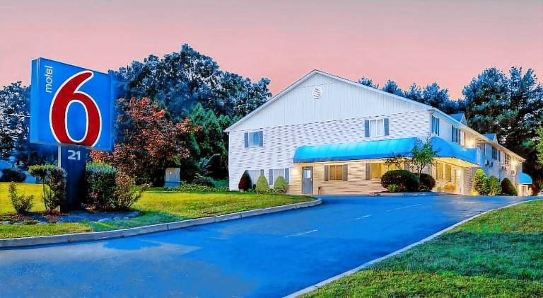Motel 6 Bethel, CT - Danbury — photo 4