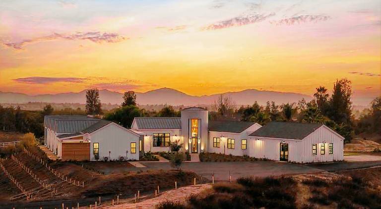 Vintners Village California-Chic Wine Estate in Temecula, CA