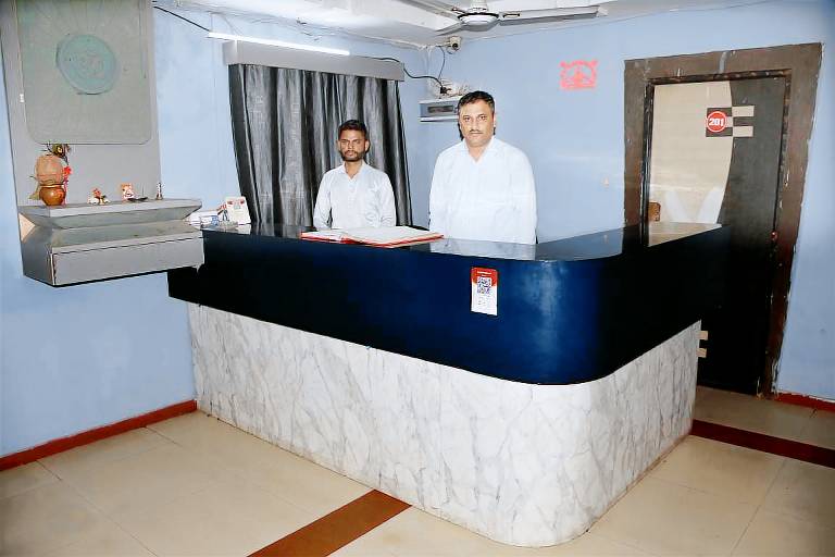 Hotel Divya Palace in Ahmedabad