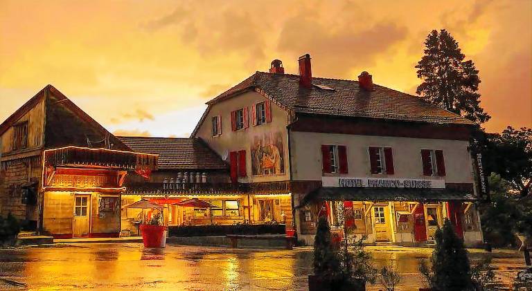 L'ARBEZIE Franco Suisse in Les Rousses