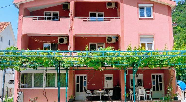 Perfect Location close to Jaz beach - Apartments Rora Knezevic in Budva