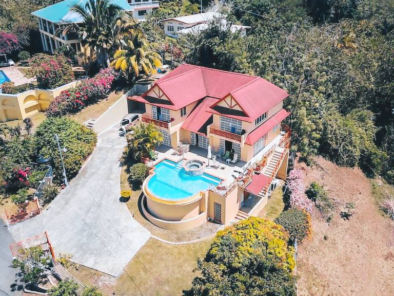 Villa Black Rock