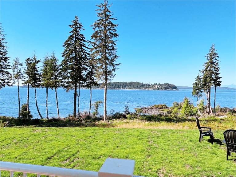 Cottage Alert Bay