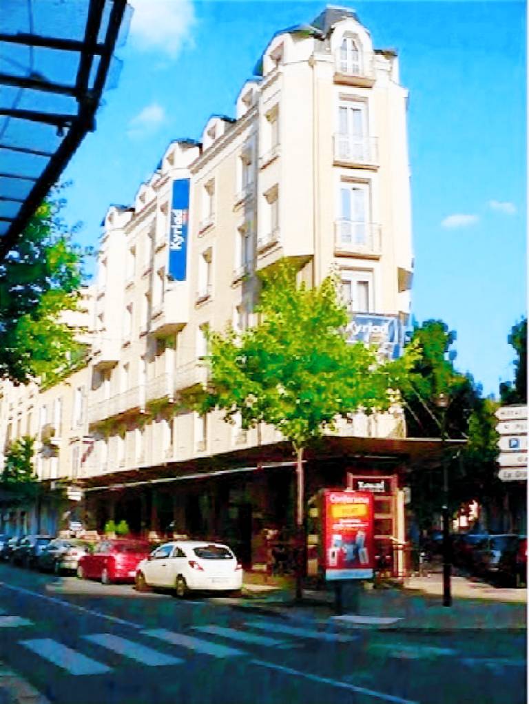 Hotel Kyriad Vichy Centre in Vichy