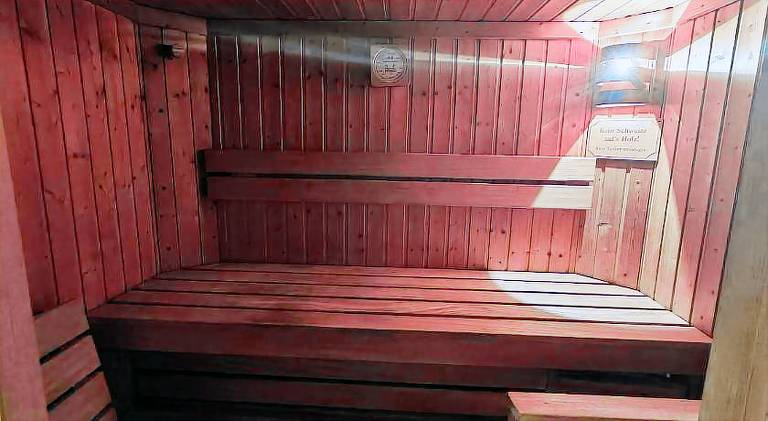 Rental apartment with sauna | Near Goldenes Dachl — photo 2