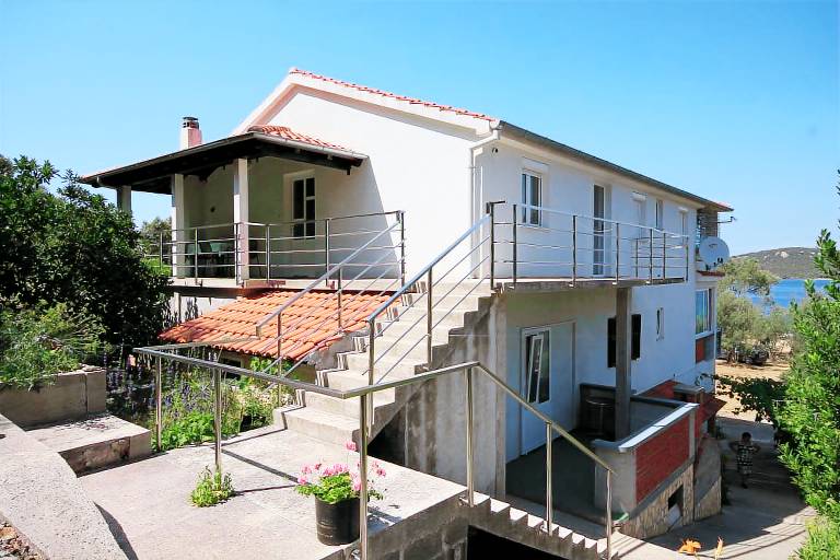 Ferienwohnung  Mali Iž