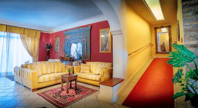 Greta Rooms Hotel — photo 2