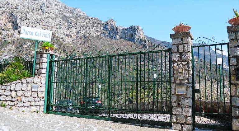 Nice house with terrace & pool | Good for workation | Pets are welcome in Positano