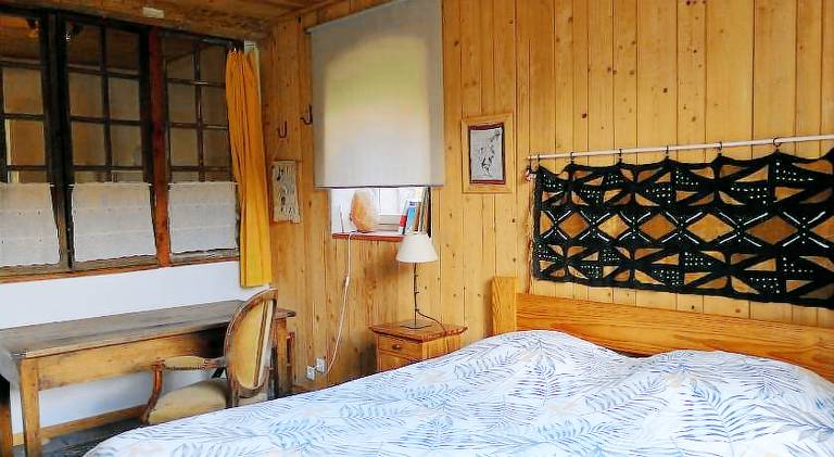 Chambre tranquille avec salle de bain privative in Roanne