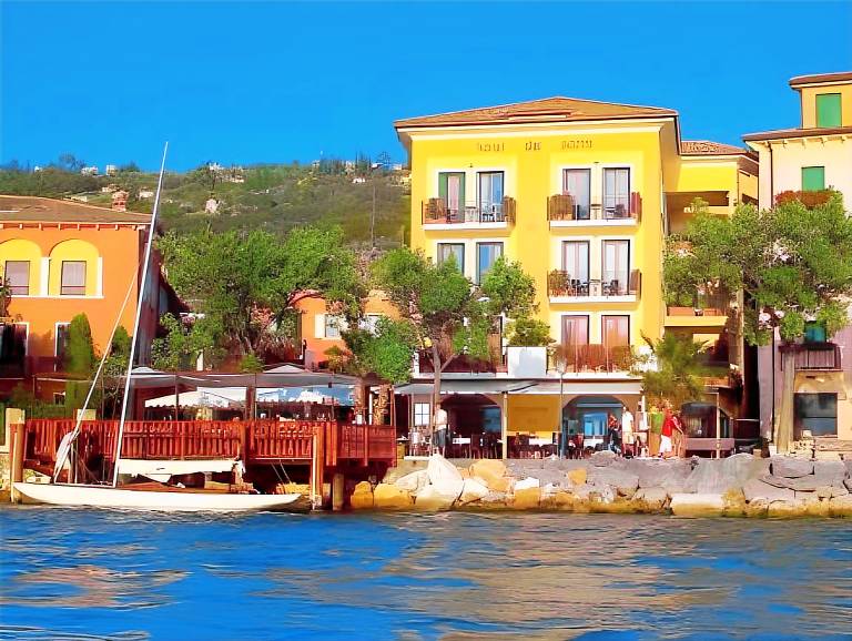 Hotel Del Porto in Torri del Benaco
