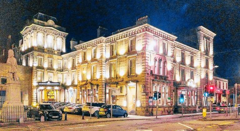 Royal Highland Hotel — photo 2