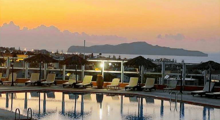 Nea Kydonia suites and studios — photo 3