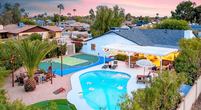 Vacation home with pool | Suitable for remote work in Phoenix, AZ