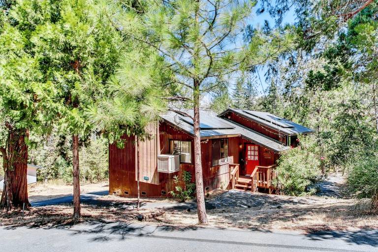 House  Groveland