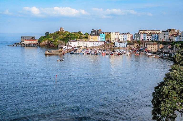 Apartment with fast internet in Tenby