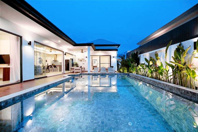 House with grill, patio & private pool | Perfect for remote work in Rawai