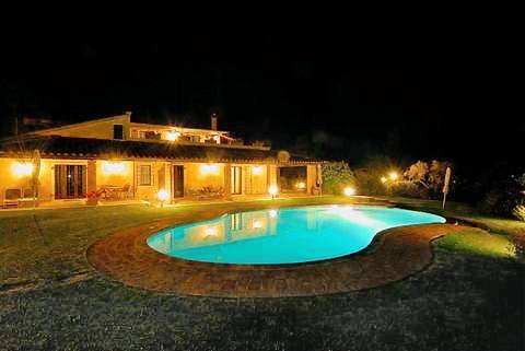 Farm with terrace, garden & pool | Pets allowed — photo 4