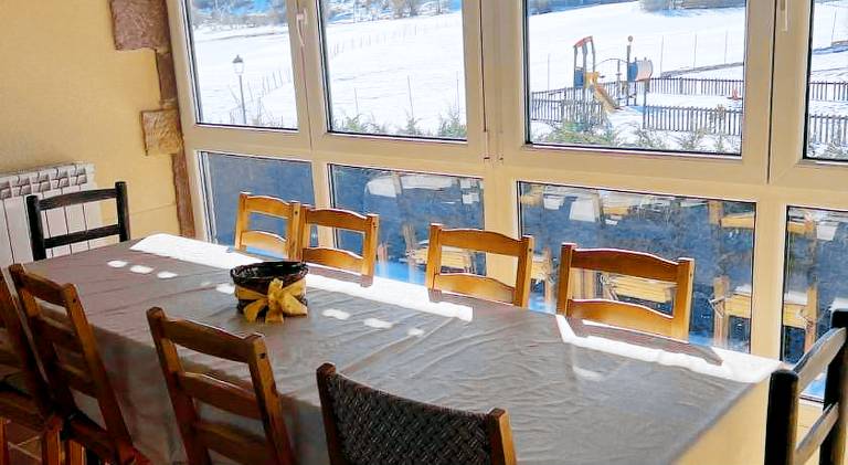 Chalet with terrace, barbecue & garden | Suitable for remote work | Dogs allowed — photo 4
